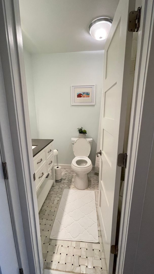 Photo - Spacious in SW