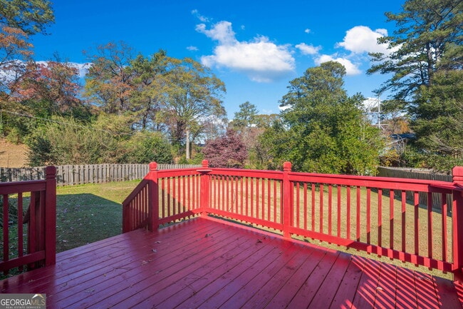 Photo - 1954 Woodbine Terrace NE