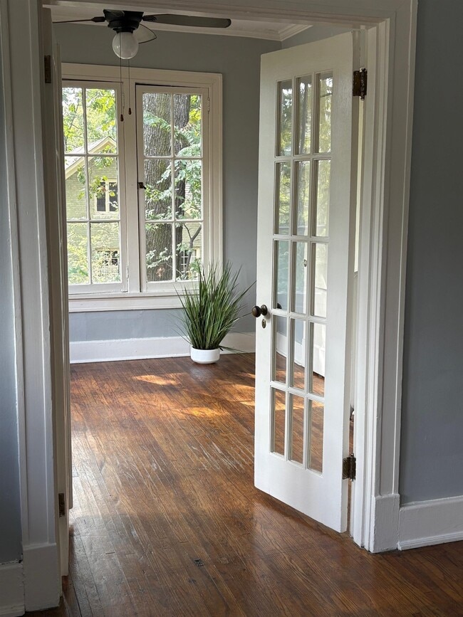 Photo - 343 N McLean Blvd