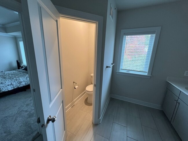 Photo - 15540 Smoke Box Way