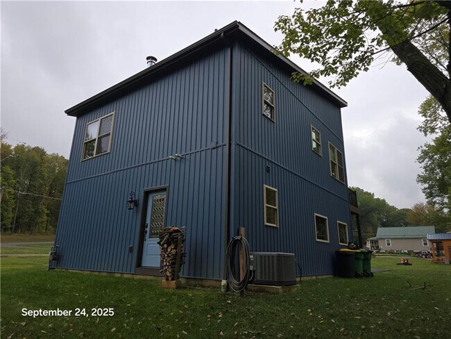 Photo - 416 S Eberhart Rd