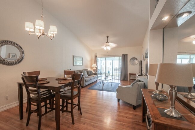 Photo - 1300 Misty Pines Cir