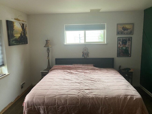 Photo - 7821 N Raleigh St