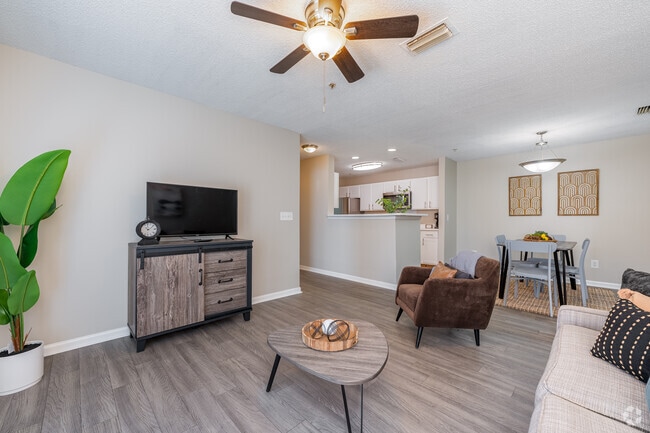 2BD/2BA Living Room & Kitchen