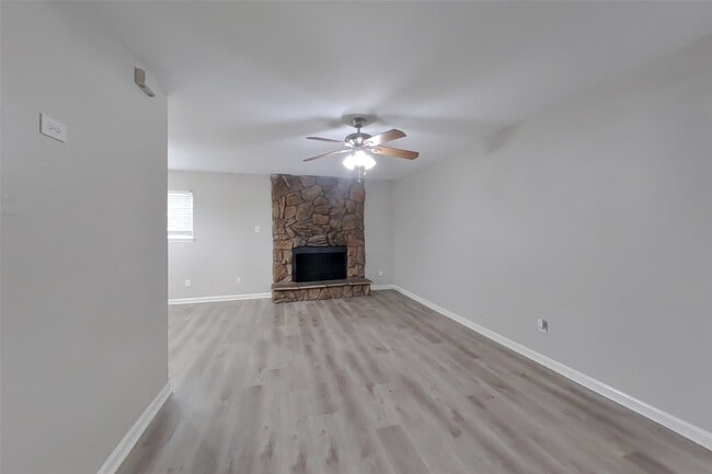 Photo - 1438 Peach Spring Dr