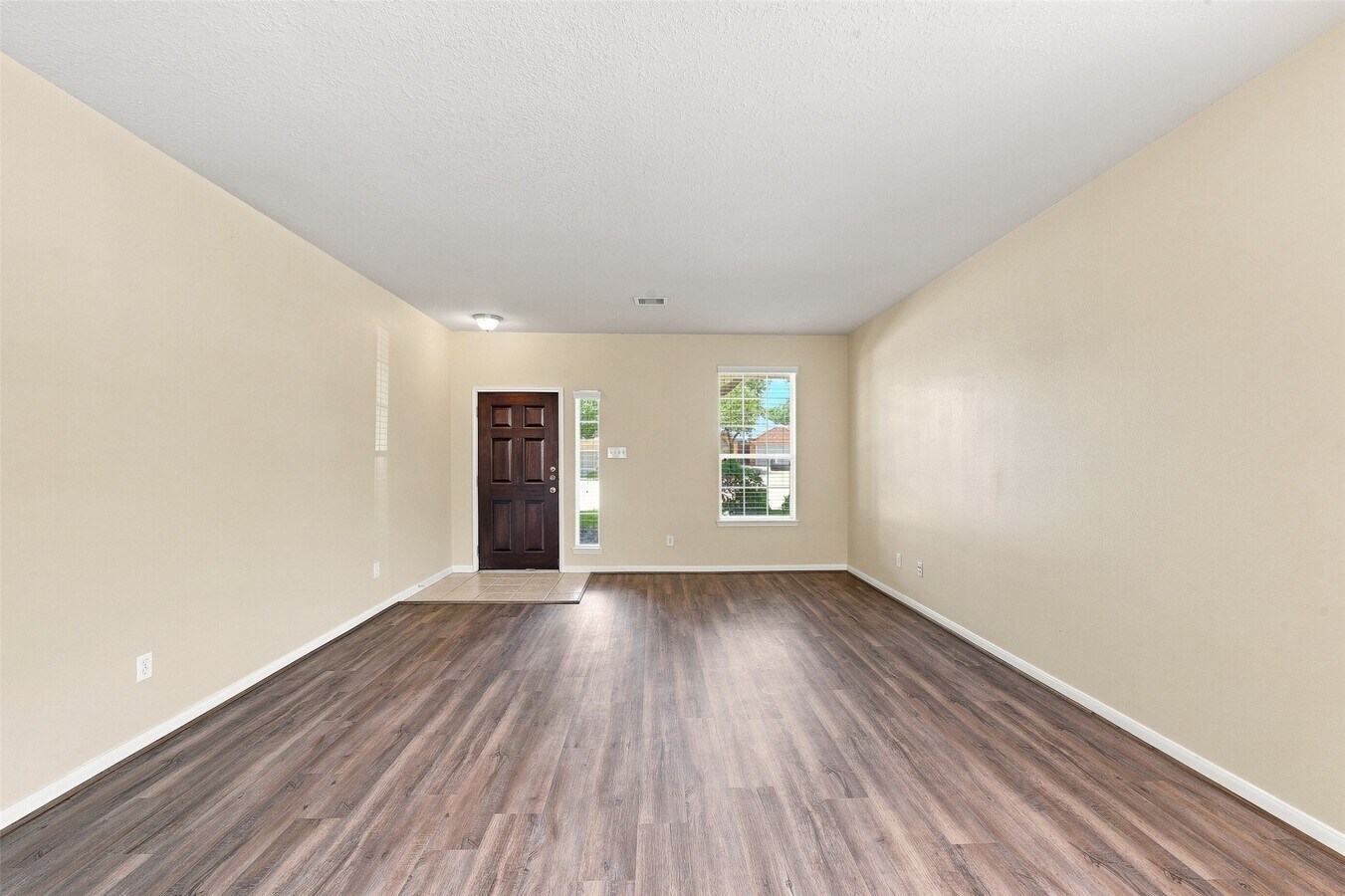 Photo - 16726 Vivian Point Ln