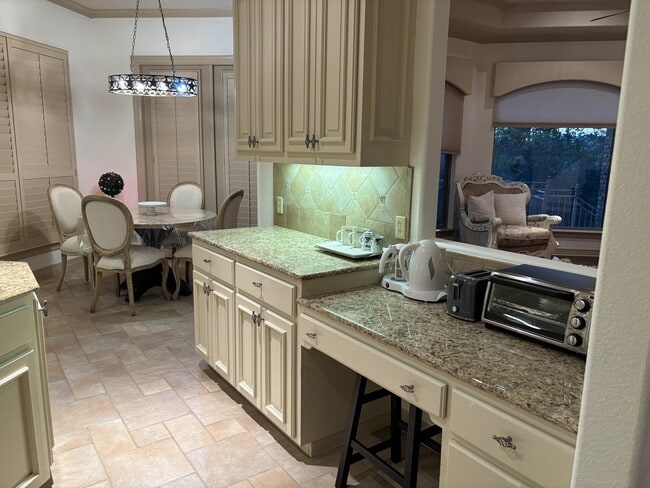 Photo - 131 Westcourt Ln Casa