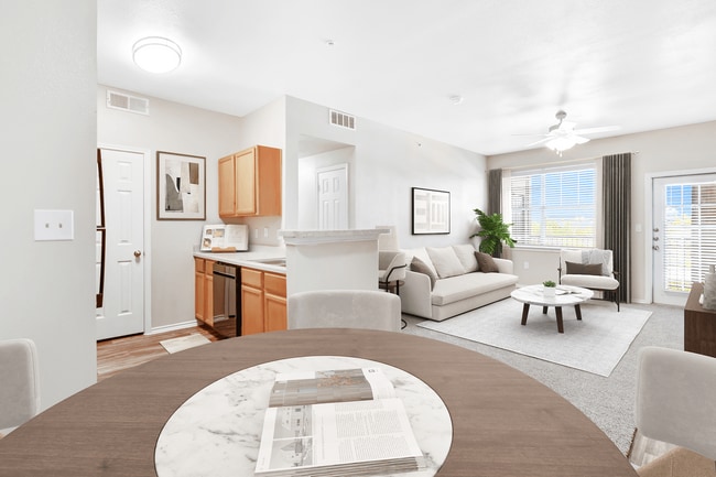 Photo - Landings at Bluff Ridge Apartments