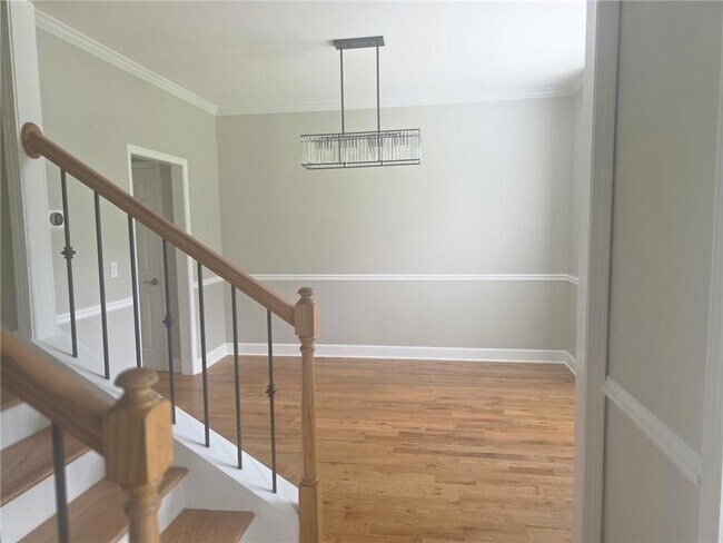 Photo - 2257 Roseberry Ln
