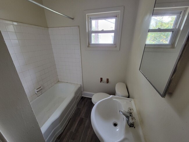 Photo - 2 Bedroom Apartment!