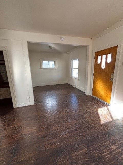 Photo - 330 E Lake St