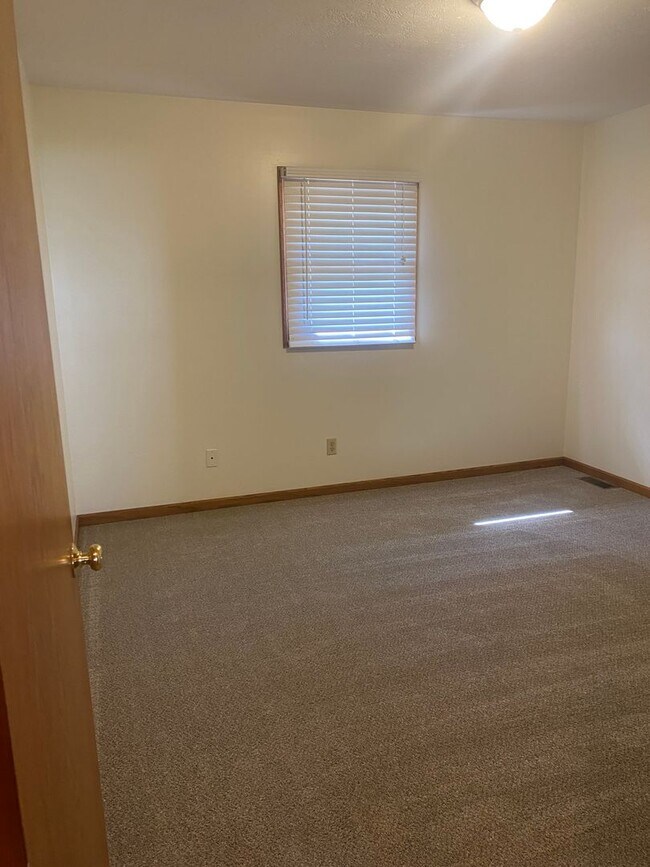 Photo - Herrick Street (Morris) Unit 417 Herrick