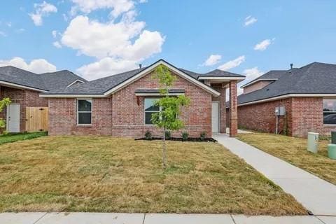 Photo - 7609 Woodford Ave