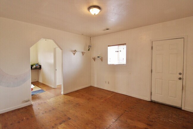 Photo - AVAILABLE - 3BD/2BA Denver Home w/ Large Yard