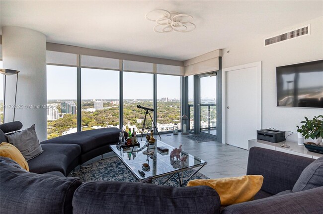 Photo - 601 NE 36th St Apartamento Unidad 2101