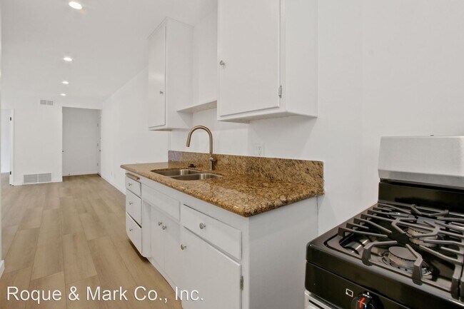 Photo - 2 br, 1 bath Apartment - 300 California Av...