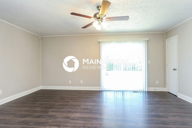 3 Bedroom Pet-Friendly Home in MURFREESBORO, TN with Main Street Renewal