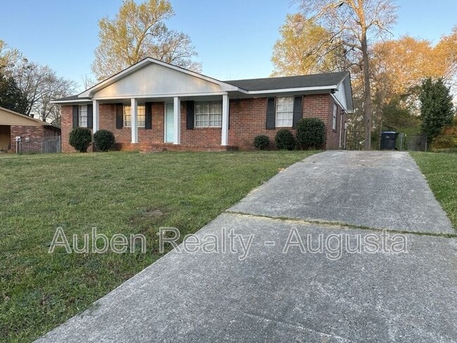 Photo - 2609 Dublin Dr