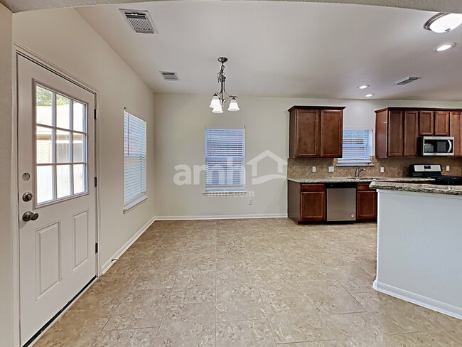 Photo - 1735 Park Oak Drive