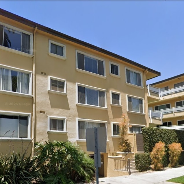 Building Photo - 757 Ocean Ave Unit 301 Rental