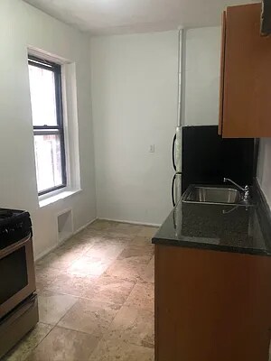 Photo - 2718 Morris Ave Unidad #G