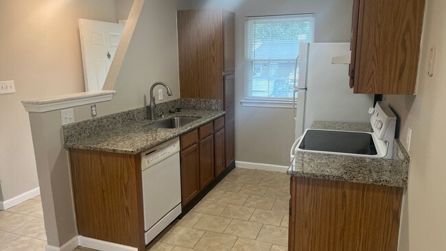 Photo - Garner! Great Cul-De-Sac Location! 2 BR, 2...