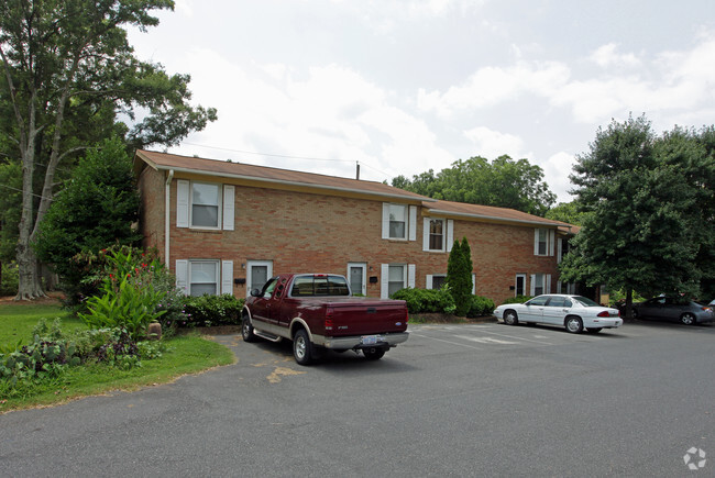 Photo - Skyland Terrace Apartments