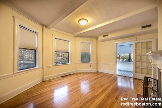 Building Photo - 24 Hamilton Rd Unit 1