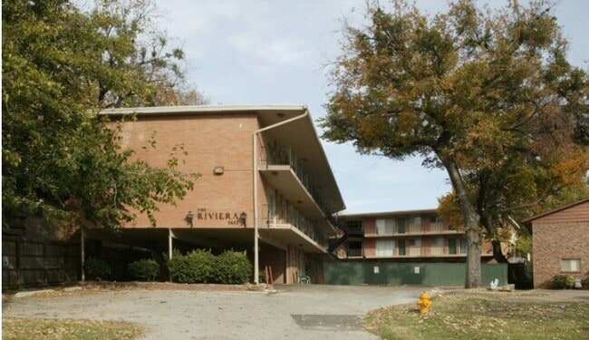 Photo - 1611 Riverside Dr Unidad 43