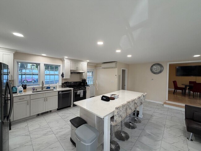160 Broadway-