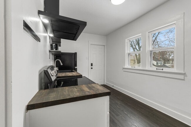 Photo - 849 Columbia Ave Unit 201