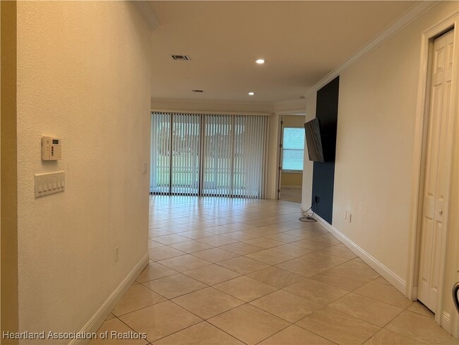 Photo - 6831 Sun N Lake Blvd