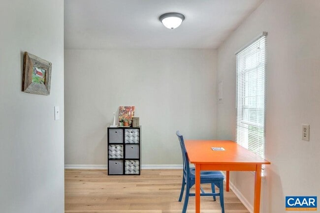 Photo - 1242 Villa Ln