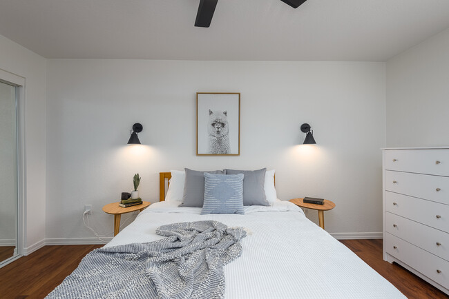 Photo - 1645 W Baseline Rd Condo Unit 2123