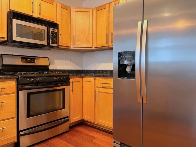 Photo - 210 Ellicott St Unit 1