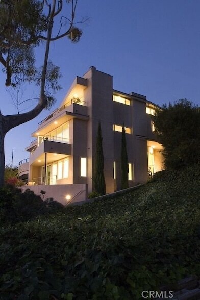 326 Loma Terrace