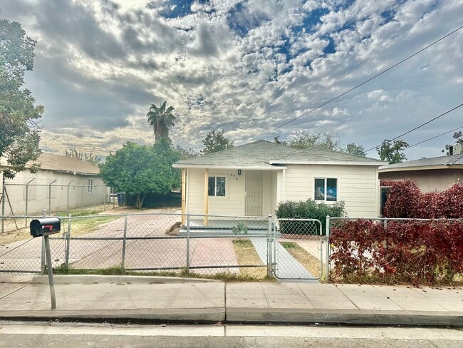 Photo - Newly Updated 2/1 in Madera