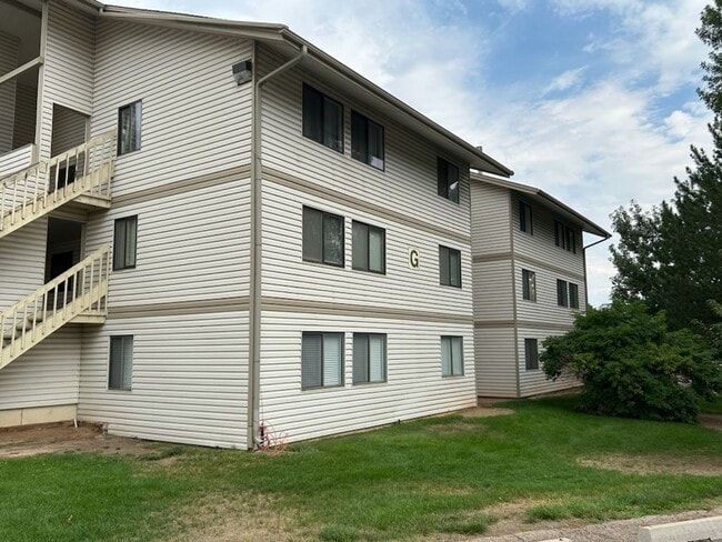 Photo - 1705 Heatheridge Rd