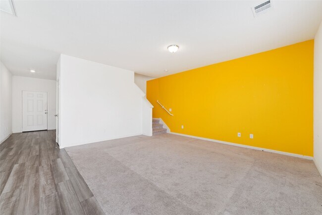 Photo - 1001 Wild Enclave Ln