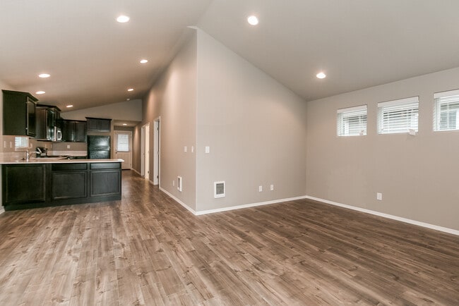 Photo - Beautiful 2 bedroom/1 bath home in Cottage Grove