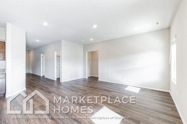 Photo - 884 S Brambling Ln