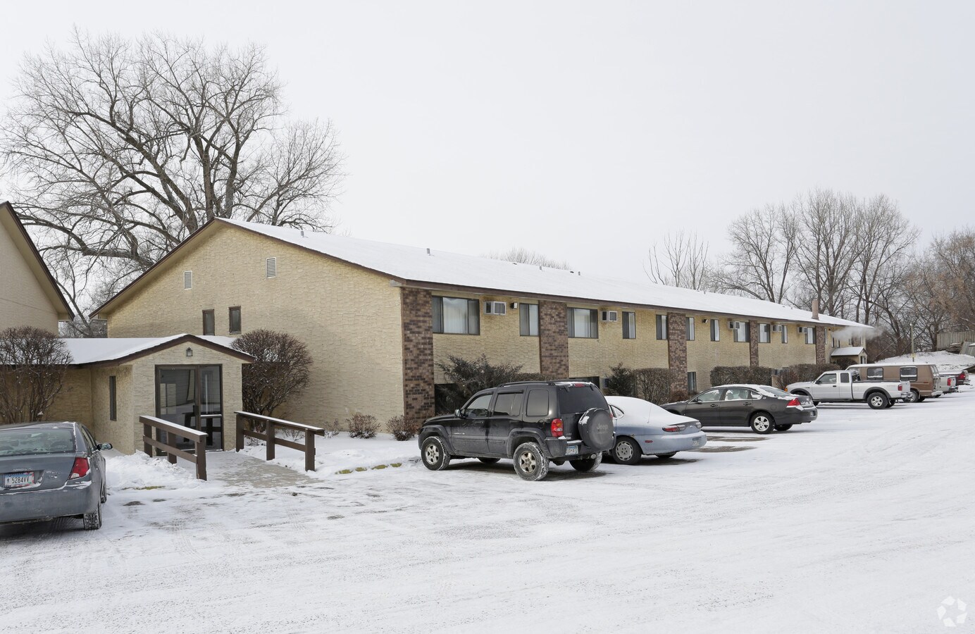 Photo - 2727 4th Ave Apartments
