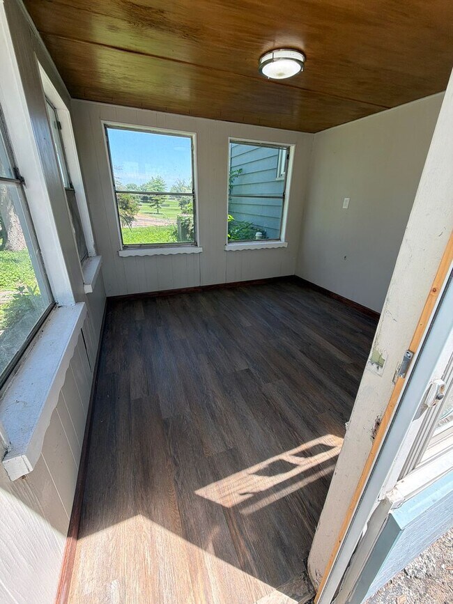 Photo - 12326 Larimore Rd