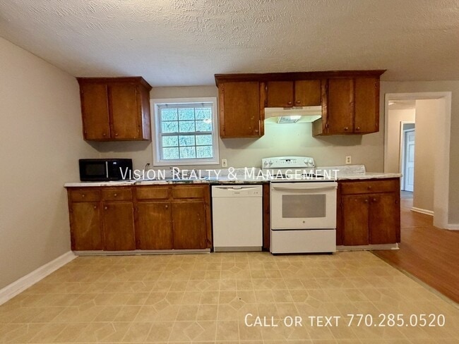 Photo - 219 Harmon Ave