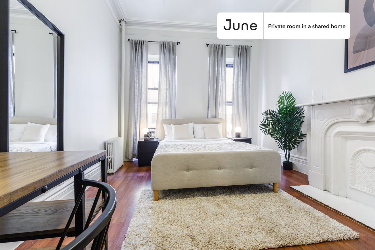 Private bedroom in 4 bed/2 bath Home - Private bedroom in 4 bed/2 bath Home