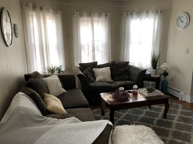 Building Photo - 66 Morton Ave Unit 3