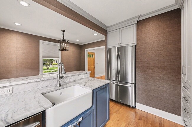 Photo - 12 Colleton Dr