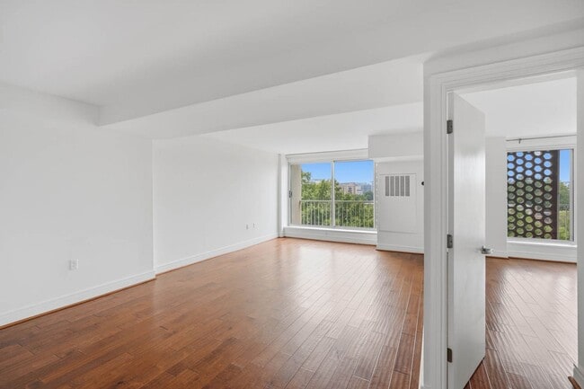 Photo - 800 4th St NW Unit S702