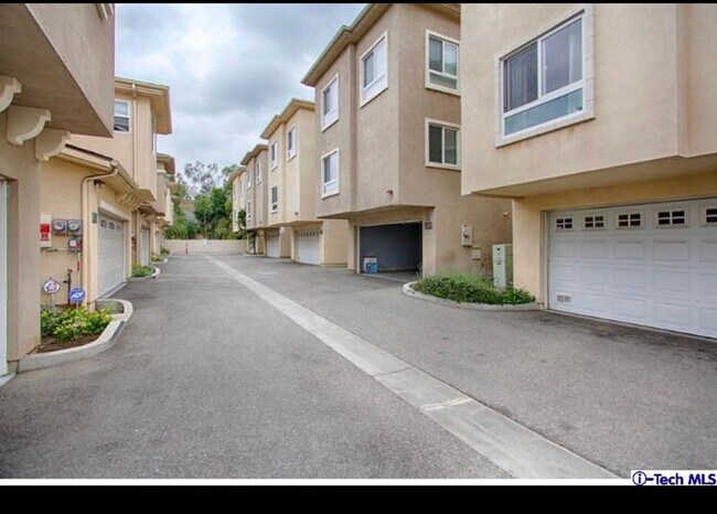 Photo - 15603 Milky Way Townhome
