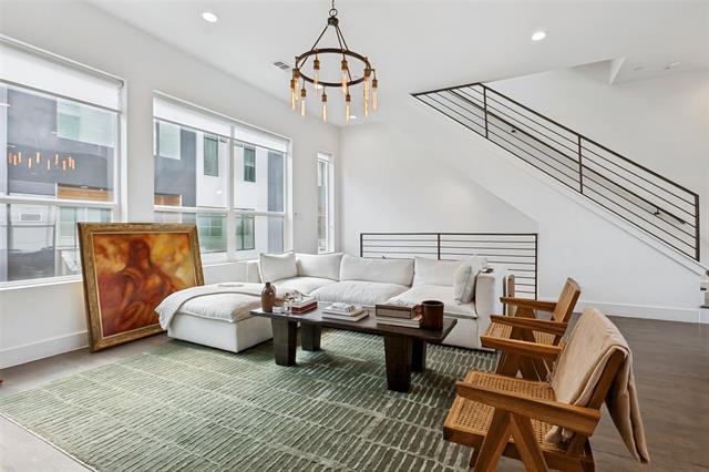 Photo - 2319 Kirby St Unit 102